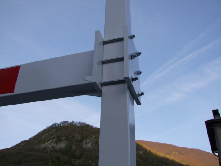 Détail platines et boulons